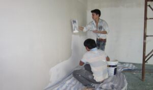 Read more about the article Cách tự sơn nhà mới và kinh nghiệm sơn nhà cũ